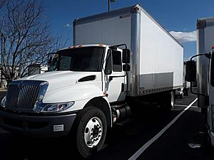 2019 International DuraStar 4300 - Box Van