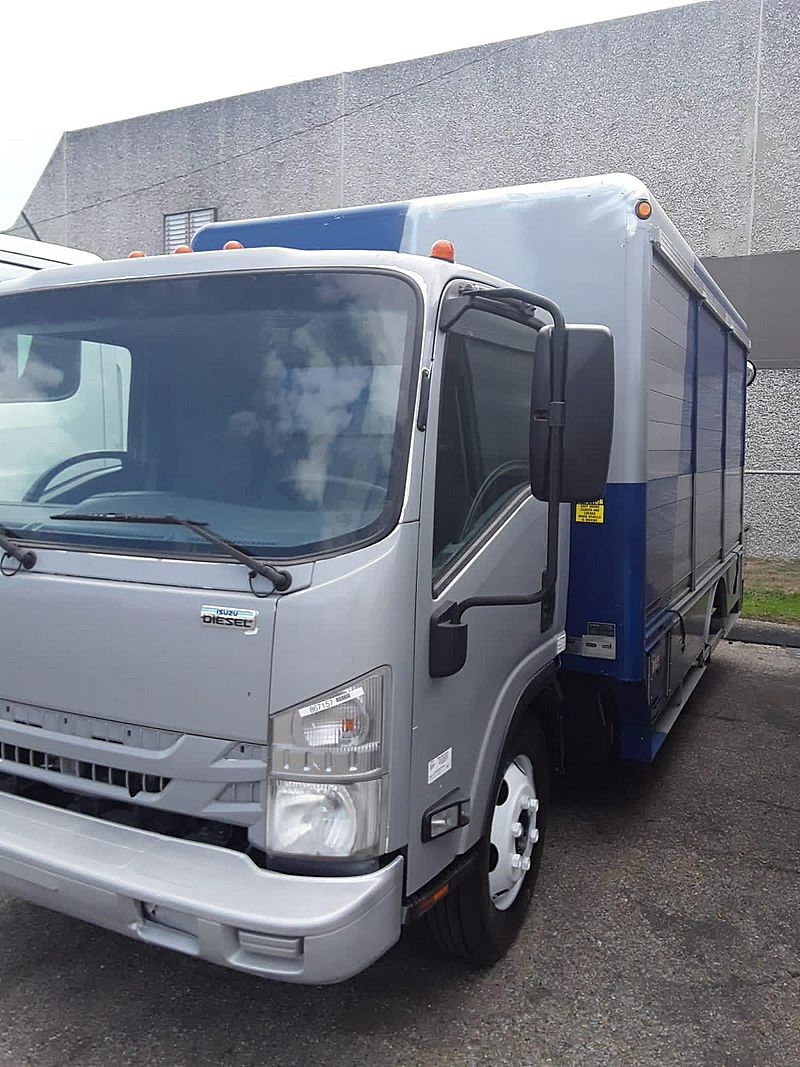 2019 Isuzu NRR