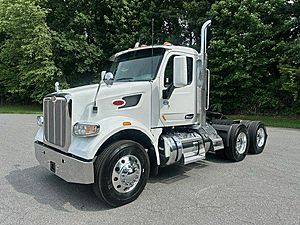 2021 Peterbilt 567 - Day Cab