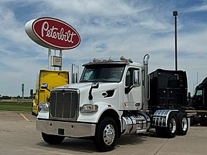 2021 Peterbilt 567 - Day Cab