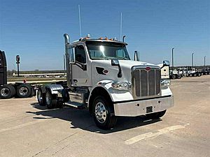 2021 Peterbilt 567 - Day Cab