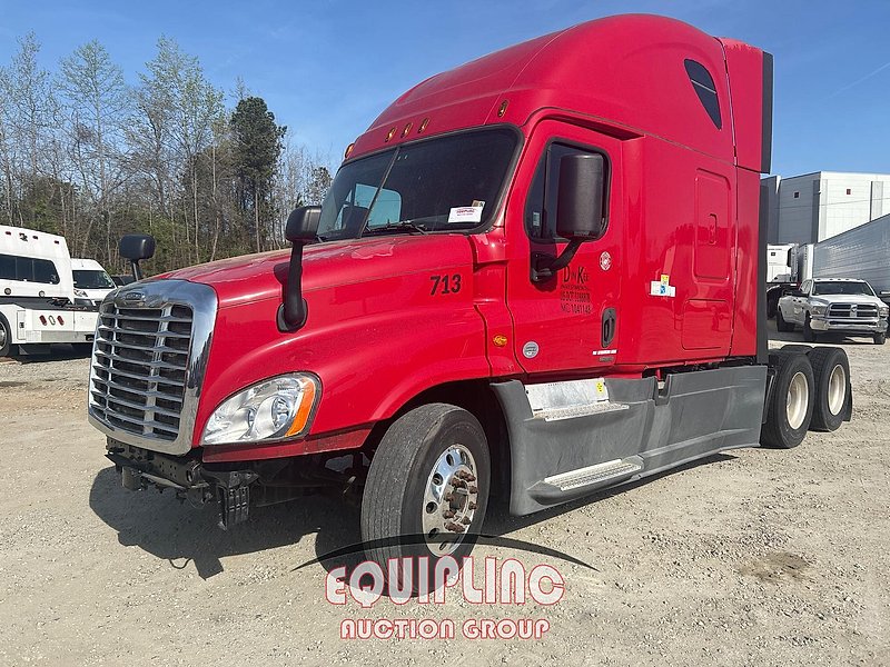 2015 Freightliner CASCADIA