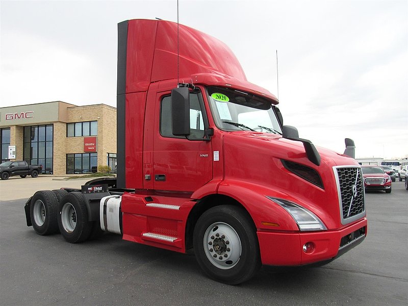 2020 Volvo VNR64T300