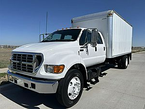 2003 Ford F-750 - Box Truck 2003 Ford F-750 - Box Truck