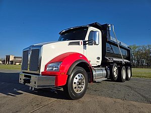 2025 Kenworth T880