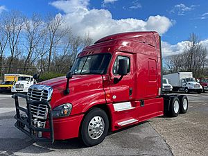 2017 Freightliner Cascadia - Sleeper Truck