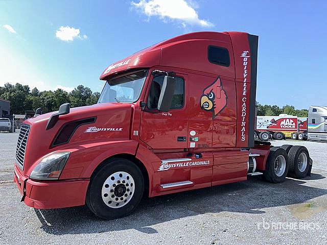 2019 Volvo VNL 760