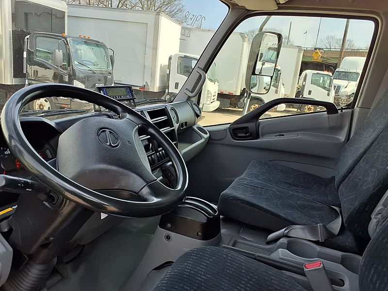 2020 Hino 195