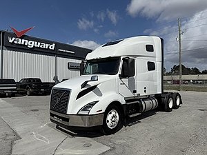 2019 Volvo VNL 760