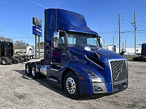 2025 Volvo VNL