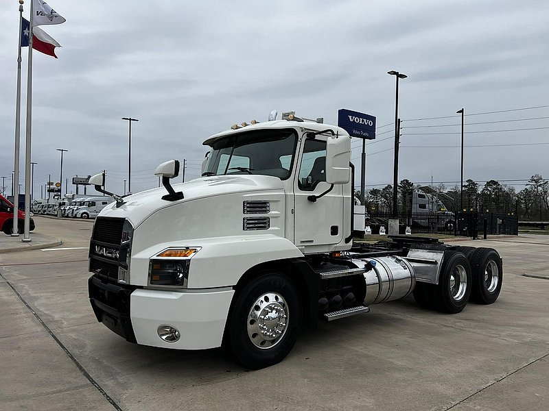 2019 Mack ANTHEM 64T