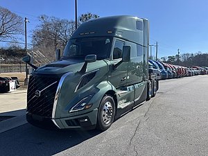 2025 Volvo T660