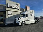 2020 Volvo VNL 760