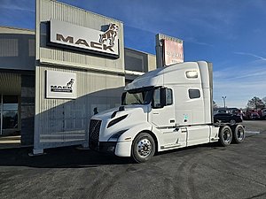 2020 Volvo VNL 760