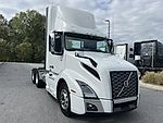 2025 Volvo VNL