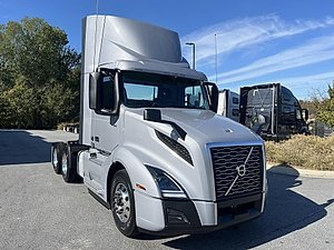 2025 Volvo VNL