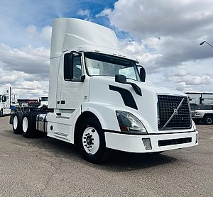2015 Volvo VNL