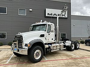 2026 Mack GRANITE 64FT