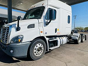 2020 Freightliner Cascadia 113 - Sleeper Truck