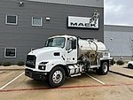 2025 Mack MD6