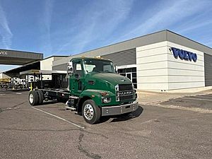 2025 Mack MD6 - Cab & Chassis