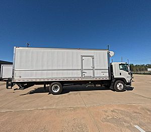 2025 Isuzu FTR - Refrigerated Van