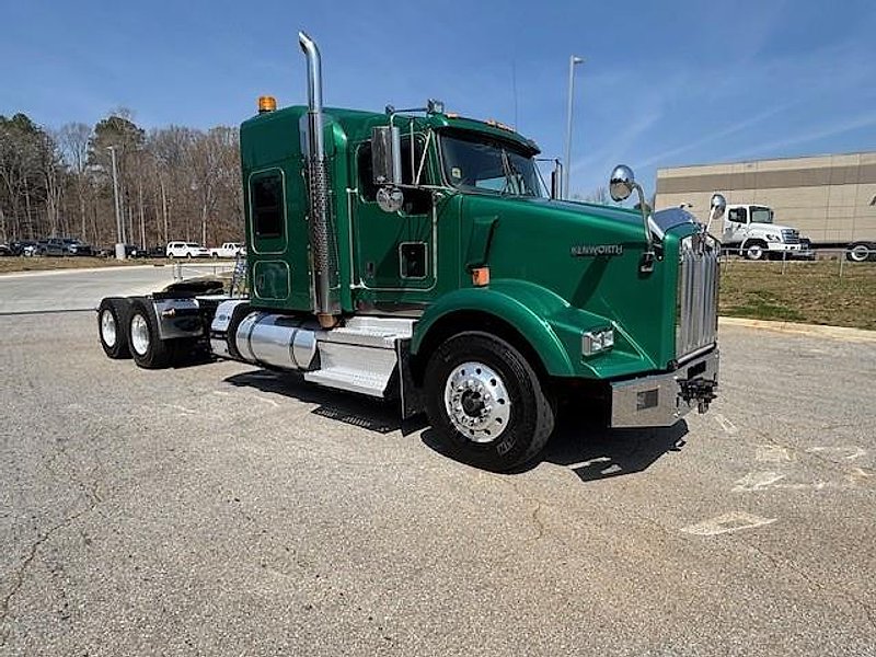 2020 Kenworth T800