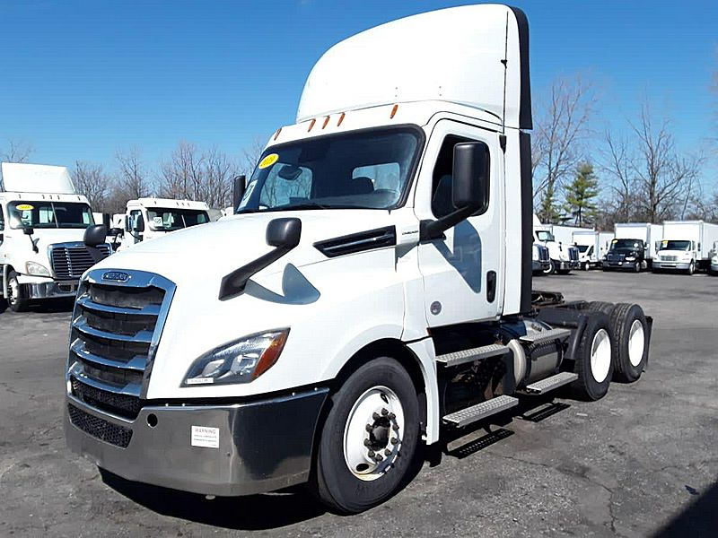 2019 Freightliner NEW CASCADIA PX12664