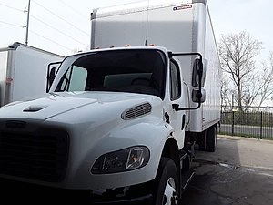 2018 Freightliner M2 106