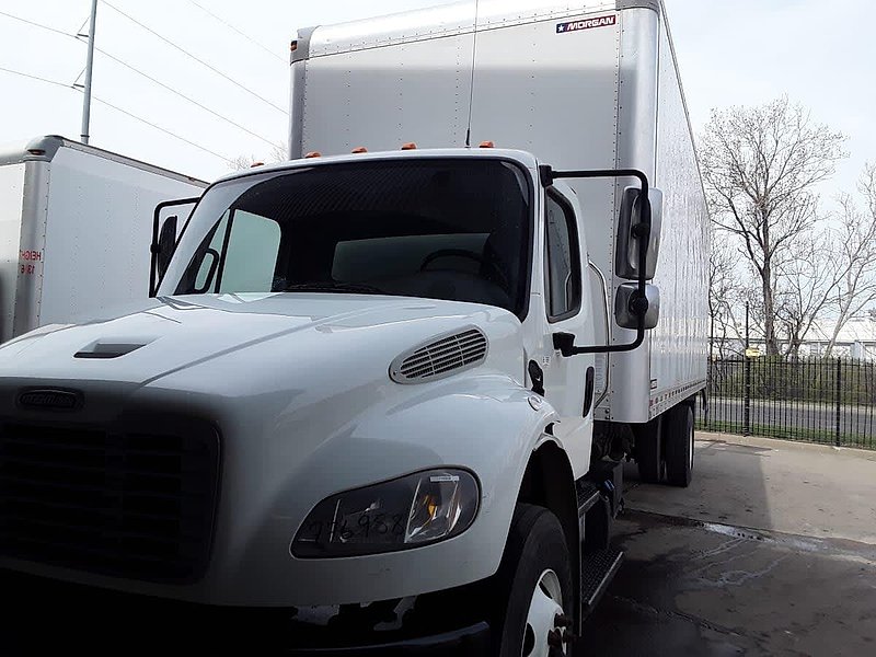 2018 Freightliner M2 106