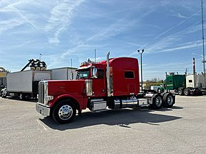 2022 Peterbilt 389
