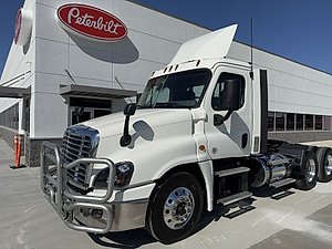 2020 Freightliner Cascadia 125