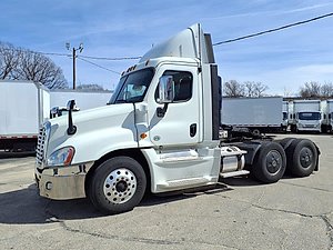 2018 Freightliner Cascadia 125