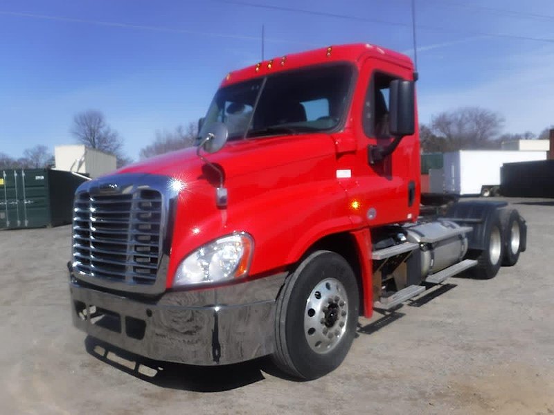 2018 Freightliner CASCADIA 125