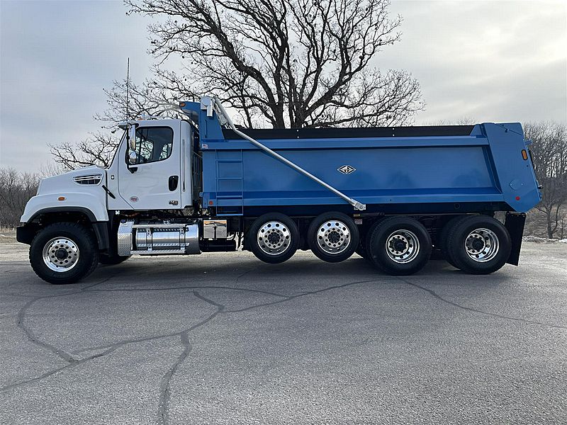 flounder57★ New Freightliner Dump Trucks For Sale