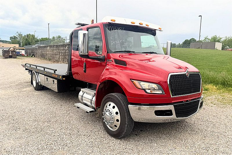 2025 International MV607