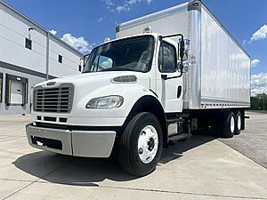 2018 Freightliner M2 106 - Box Truck