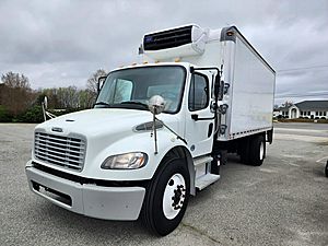 2018 Freightliner M2 106