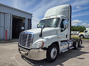 2019 Freightliner Cascadia 125