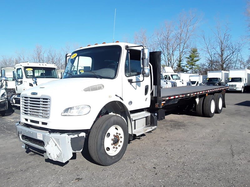2019 Freightliner M2 106
