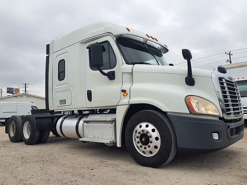 2019 Freightliner CASCADIA 125