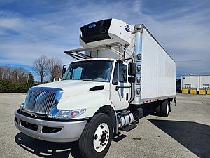 2018 International DuraStar 4300