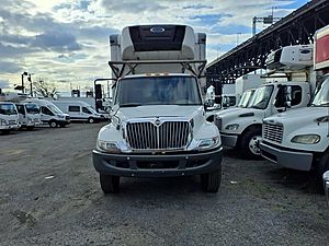 2018 International DuraStar 4300 - Refrigerated Van