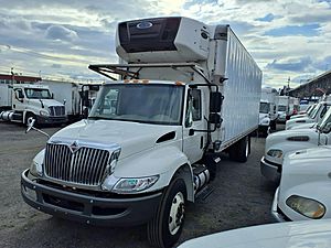 2018 International DuraStar 4300 - Refrigerated Van