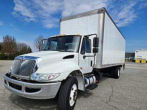 2019 International DuraStar 4300 - Box Van