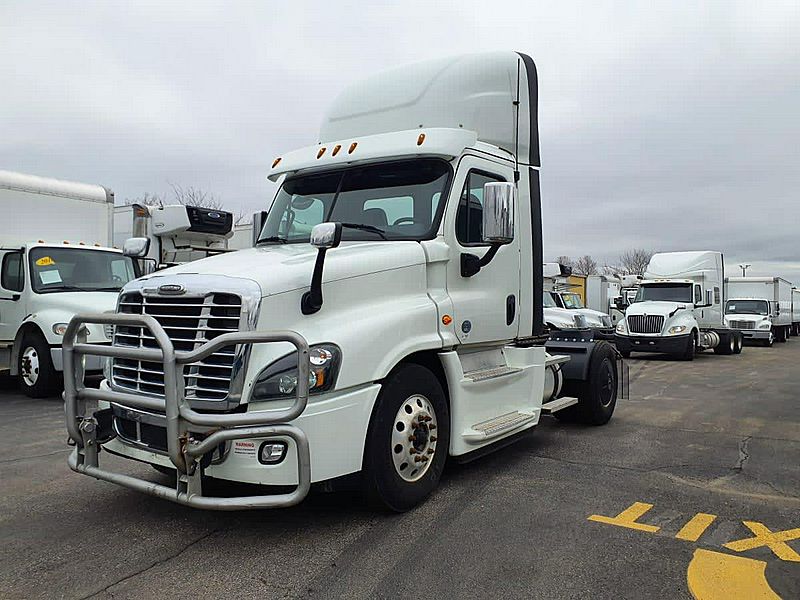 2019 Freightliner CASCADIA 125
