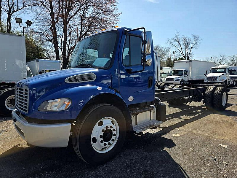 2019 Freightliner M2