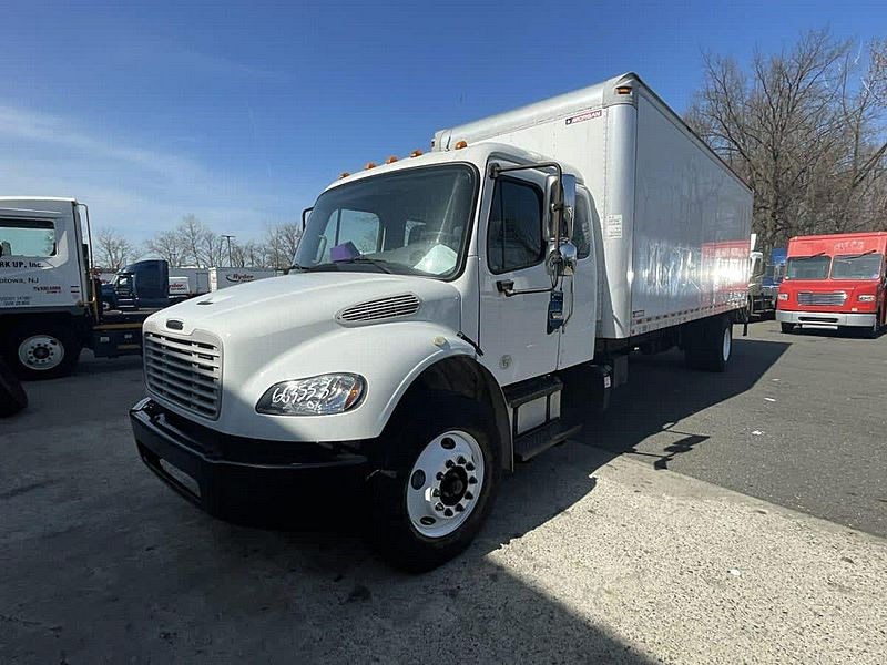 2017 Freightliner M2 106