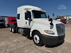 2019 International LT