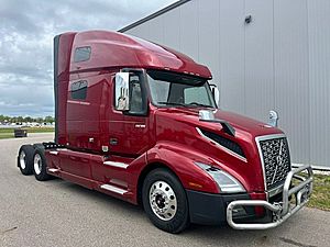 2021 Volvo VNL 760 - Sleeper Truck